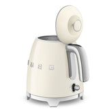 Hervidor Eléctrico Smeg KLF05CRUS de 0.8 L Color Crema