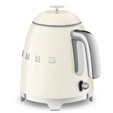 Hervidor Eléctrico Smeg KLF05CRUS de 0.8 L Color Crema