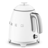 Hervidor Eléctrico Smeg KLF05WHUS de 0.8 L Color Blanco